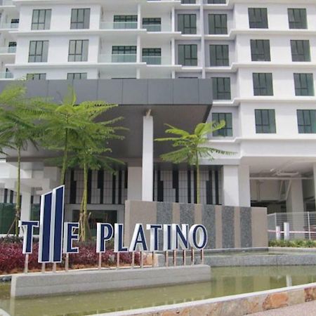 Johor Bahru Paradigm Leplatino Homestay Kültér fotó